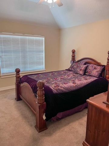 223 N Oak, Buna, TX 77612