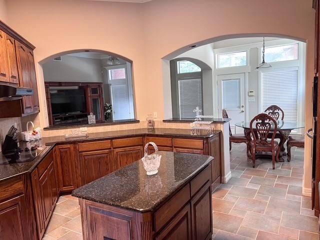 223 N Oak, Buna, TX 77612