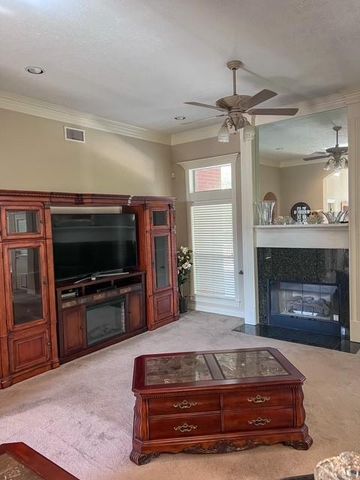 223 N Oak, Buna, TX 77612