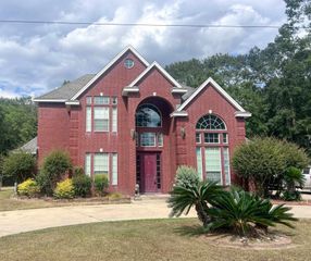 223 N Oak, Buna, TX 77612