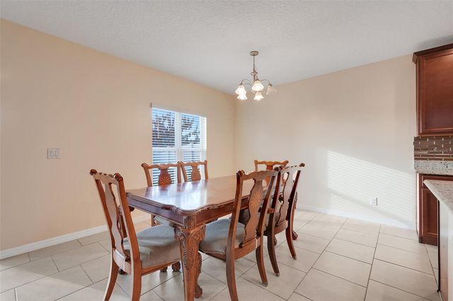 9792 KINMORE DRIVE, Groveland, FL 34736