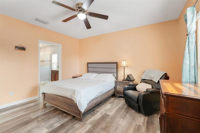 9792 KINMORE DRIVE, Groveland, FL 34736