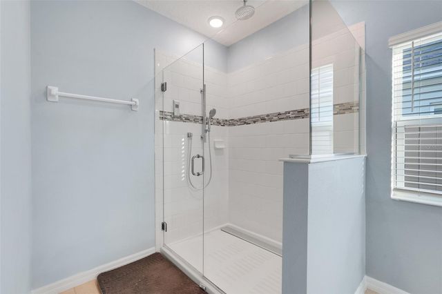 9792 KINMORE DRIVE, Groveland, FL 34736