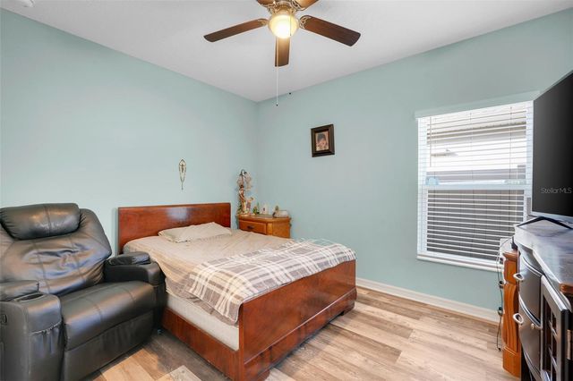 9792 KINMORE DRIVE, Groveland, FL 34736