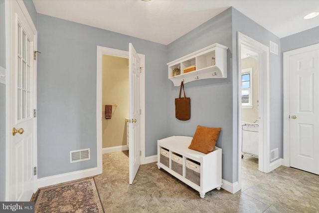 2789 CHESTNUT RUN RD, York, PA 17402