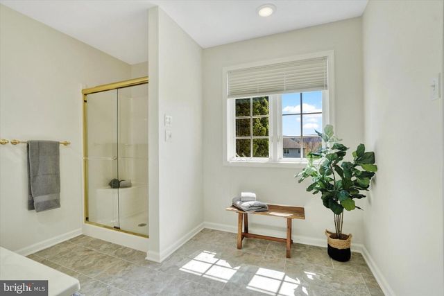 2789 CHESTNUT RUN RD, York, PA 17402