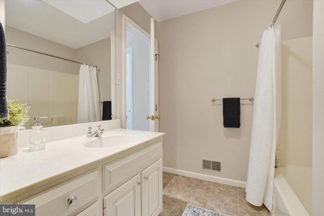 2789 CHESTNUT RUN RD, York, PA 17402
