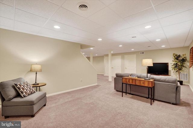 2789 CHESTNUT RUN RD, York, PA 17402