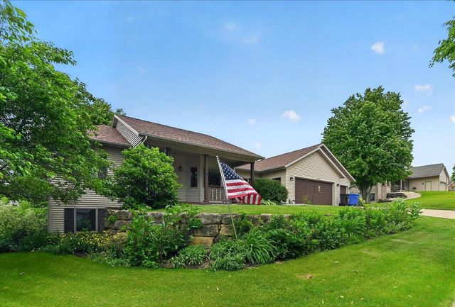 100 E Gonstead Road, Mount Horeb, WI 53572
