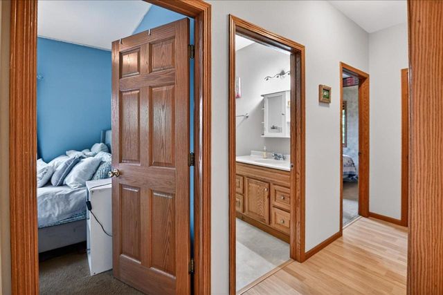 100 E Gonstead Road, Mount Horeb, WI 53572