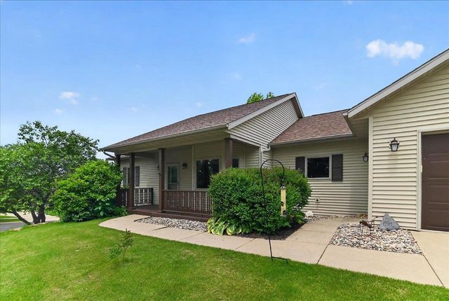 100 E Gonstead Road, Mount Horeb, WI 53572