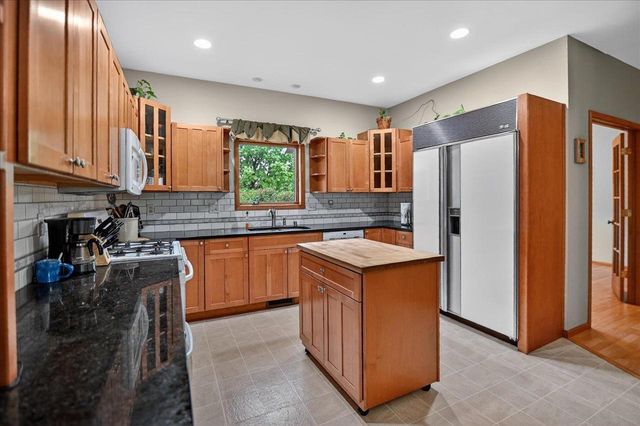 100 E Gonstead Road, Mount Horeb, WI 53572