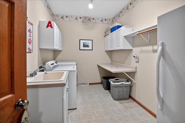 100 E Gonstead Road, Mount Horeb, WI 53572