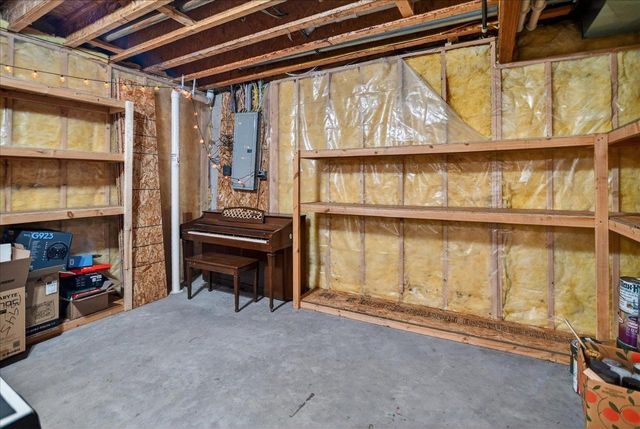 100 E Gonstead Road, Mount Horeb, WI 53572