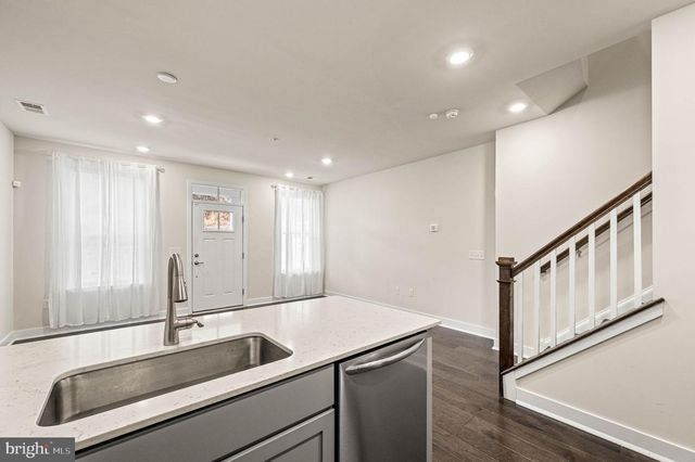 975 SKYLAR CT, Phoenixville, PA 19460