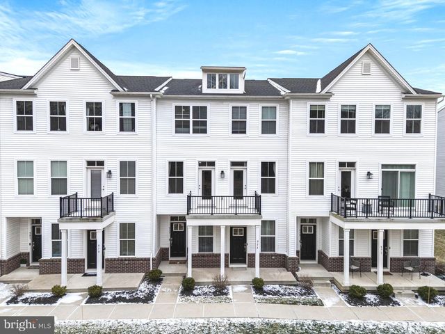 975 SKYLAR CT, Phoenixville, PA 19460