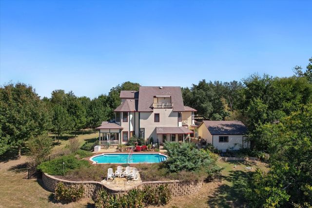 1525 NW County Road 145, Rice, TX 75155