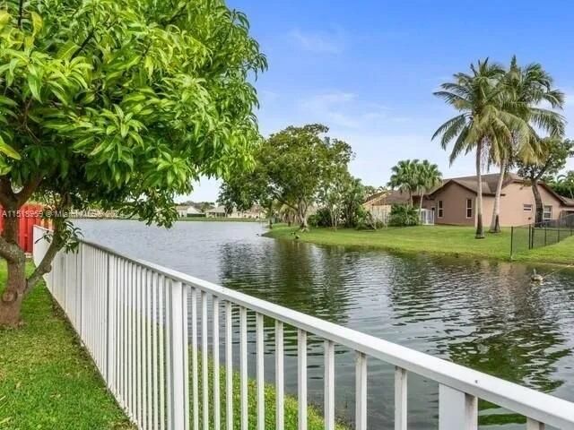 14754 Via Tivoli Court, Davie, FL 33325