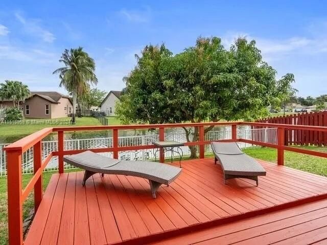 14754 Via Tivoli Court, Davie, FL 33325