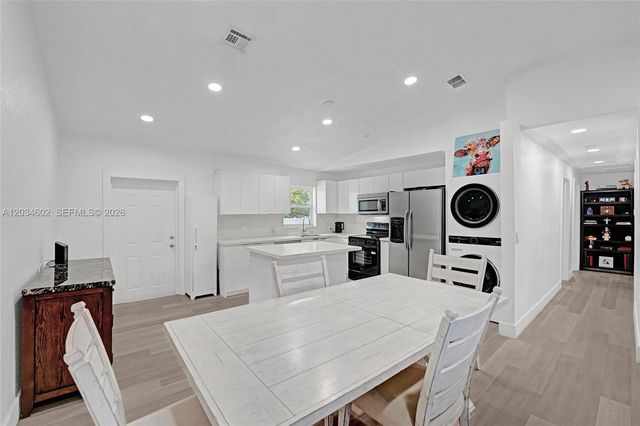 3413 SW 12th Court, Fort Lauderdale, FL 33312