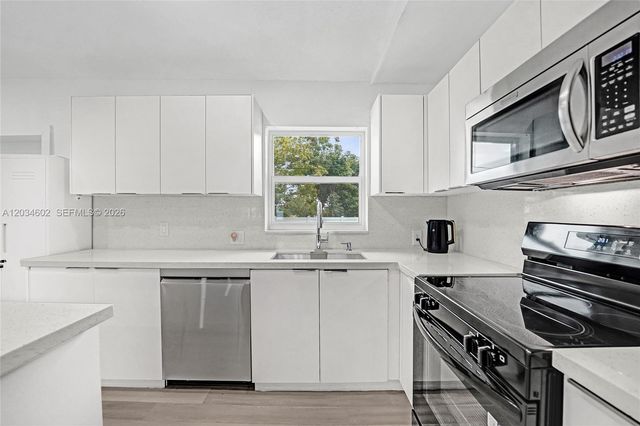 3413 SW 12th Court, Fort Lauderdale, FL 33312