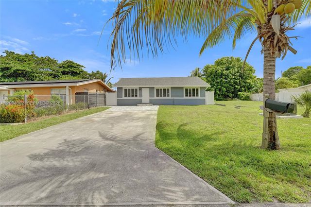 3413 SW 12th Court, Fort Lauderdale, FL 33312