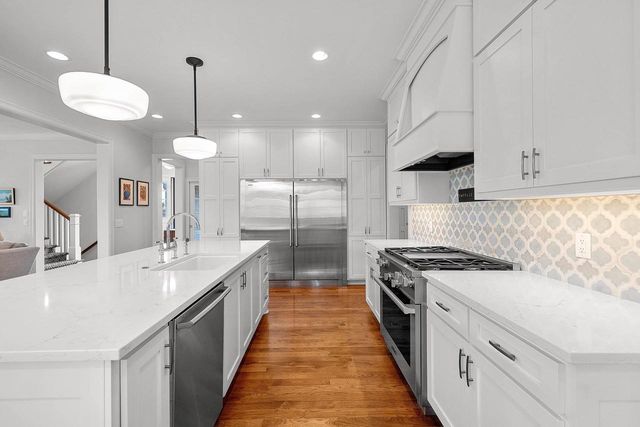 2324 E HIGHPOND CROSSING, Appleton, WI 54913