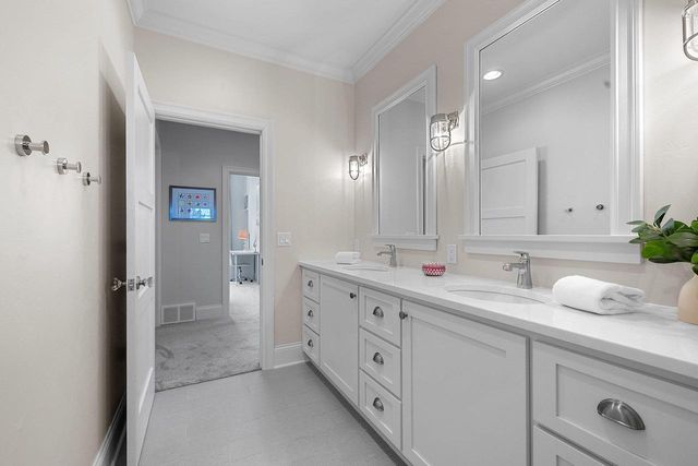 2324 E HIGHPOND CROSSING, Appleton, WI 54913