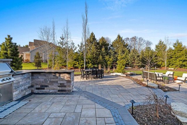 2324 E HIGHPOND CROSSING, Appleton, WI 54913