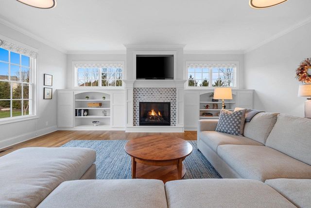 2324 E HIGHPOND CROSSING, Appleton, WI 54913