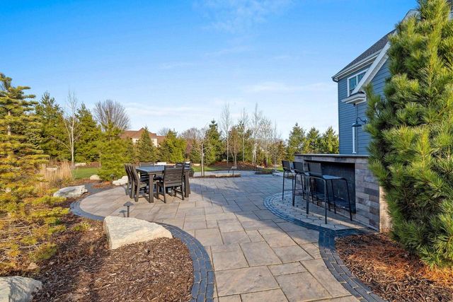 2324 E HIGHPOND CROSSING, Appleton, WI 54913