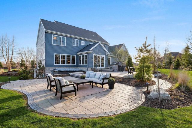 2324 E HIGHPOND CROSSING, Appleton, WI 54913