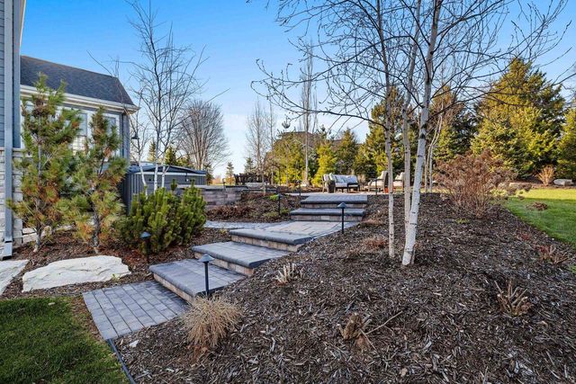 2324 E HIGHPOND CROSSING, Appleton, WI 54913