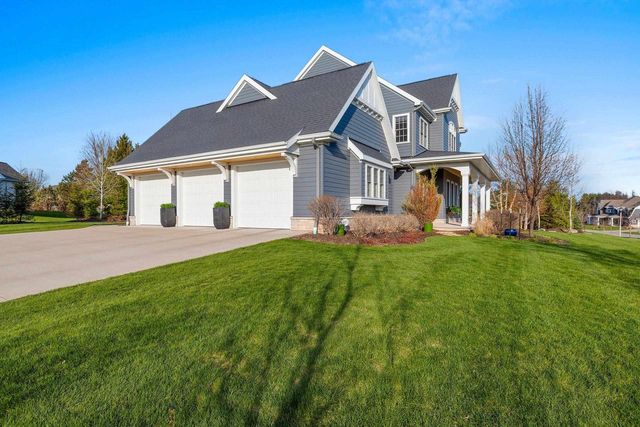2324 E HIGHPOND CROSSING, Appleton, WI 54913