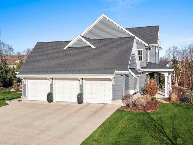2324 E HIGHPOND CROSSING, Appleton, WI 54913