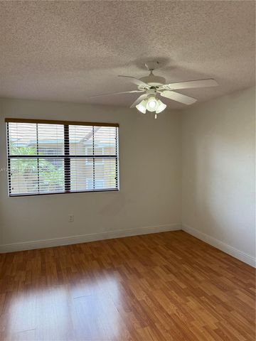 15689 SW 106th Lane 718, Miami, FL 33196