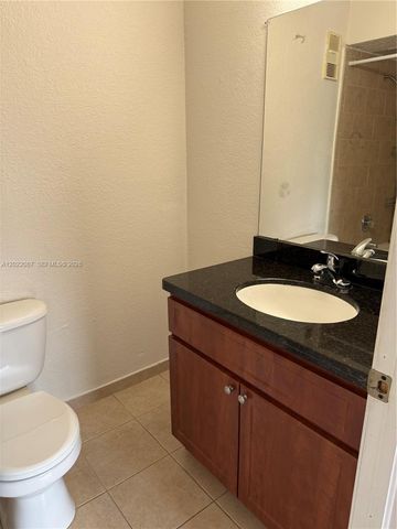 15689 SW 106th Lane 718, Miami, FL 33196