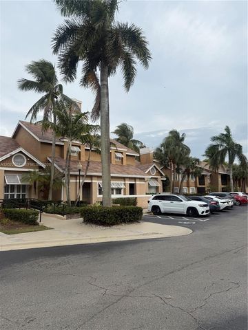 15689 SW 106th Lane 718, Miami, FL 33196