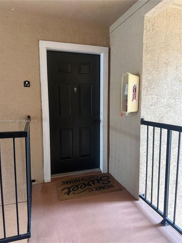 15689 SW 106th Lane 718, Miami, FL 33196
