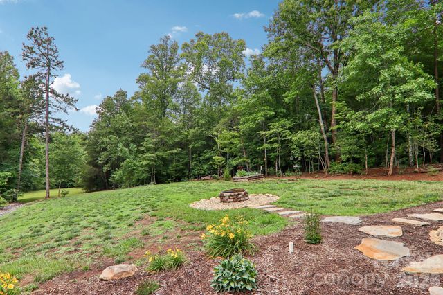 3131 Richard Street, Morganton, NC 28655