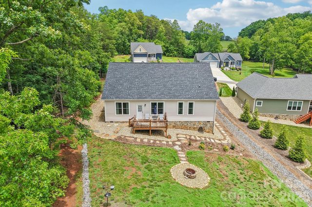 3131 Richard Street, Morganton, NC 28655