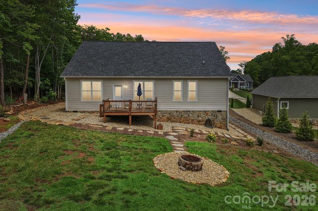 3131 Richard Street, Morganton, NC 28655