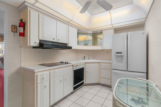 3200 NE 36TH Street 618, Fort Lauderdale, FL 33308