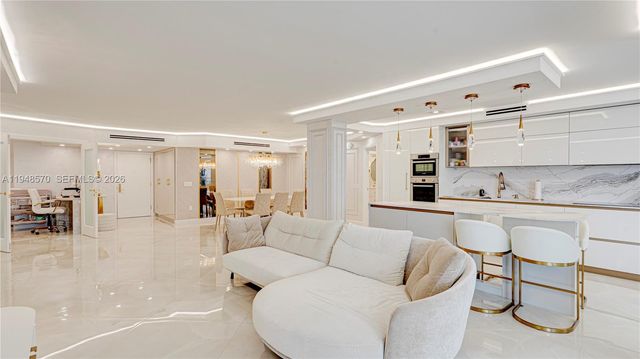 16711 Collins Ave 1004, Sunny Isles Beach, FL 33160