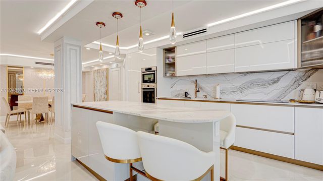 16711 Collins Ave 1004, Sunny Isles Beach, FL 33160