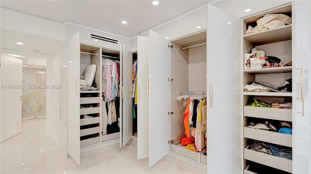 16711 Collins Ave 1004, Sunny Isles Beach, FL 33160