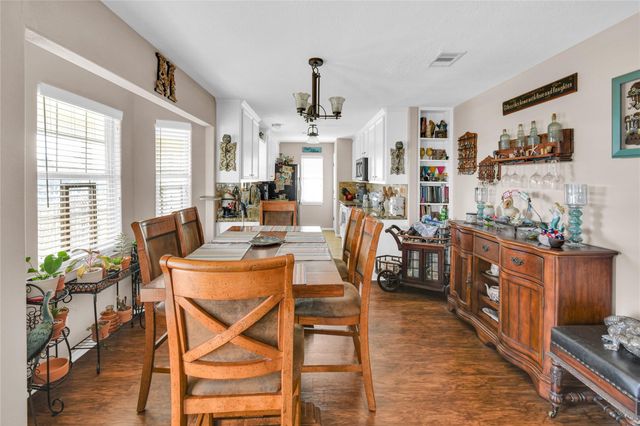 115 Driftwood Road, Freeport, TX 77541