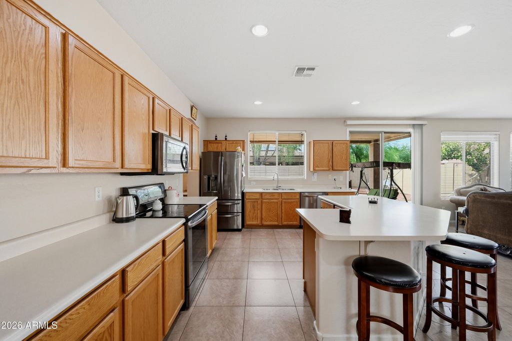 13534 W CALAVAR Road, Surprise, AZ 85379 — photo 3