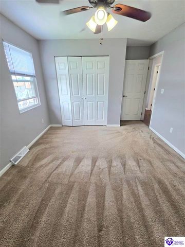 3014 S Woodland Drive, Radcliff, KY 40160