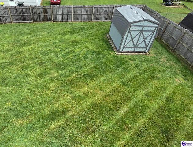 3014 S Woodland Drive, Radcliff, KY 40160